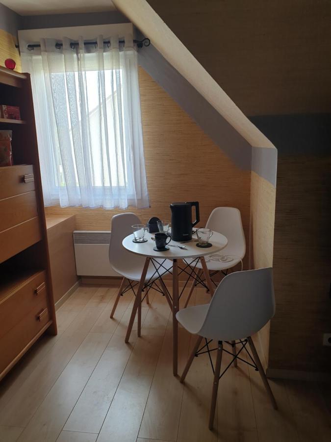 Les Pressoirs Apartman Nogent-l’Abbesse Kültér fotó